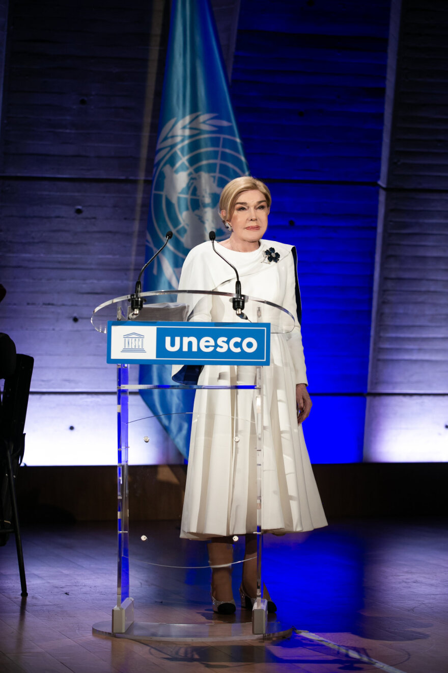 Μαριάννα Β. Βαρδινογιάννη: Τέσσερις νέοι από τους 1.340 που πέρασαν από την «Ελπίδα» μιλούν για την αείμνηστη ευεργέτιδα