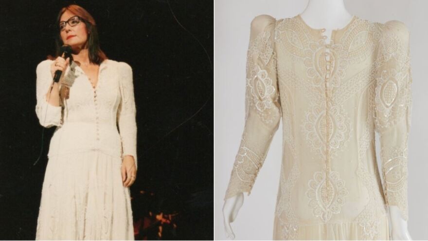 Νάνα Μούσχουρη: Σε δημοπρασία πάνω από 400 αντικείμενά της για καλό σκοπό - Δείτε βίντεο και φωτογραφίες