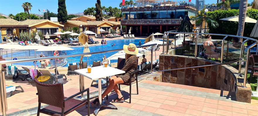 Κως: Τα ταξίδια της Αναστάζια σε όλο τον κόσμο και η οικονομική άνεση του ζευγαριού στο «μικροσκόπιο» των Αρχών