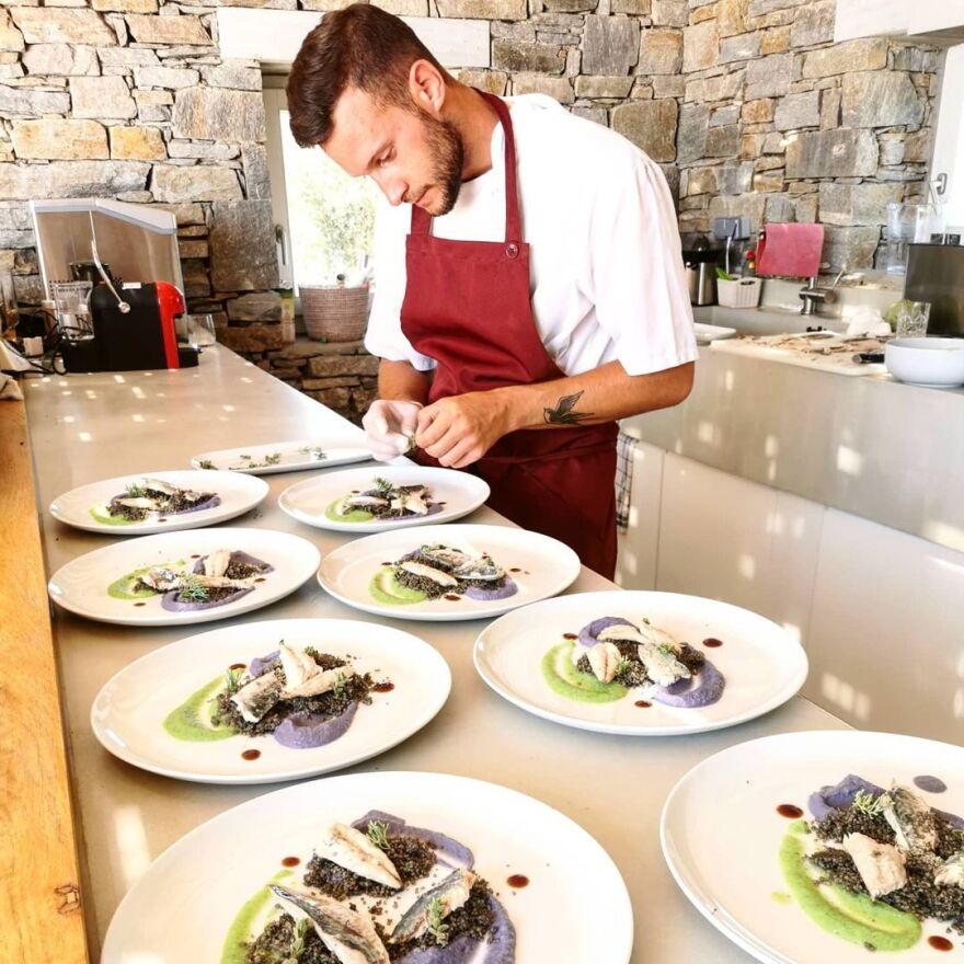 Ομπάμα: Τα μηνύματα που άφησαν στον σεφ που τους μαγείρεψε στην Αντίπαρο