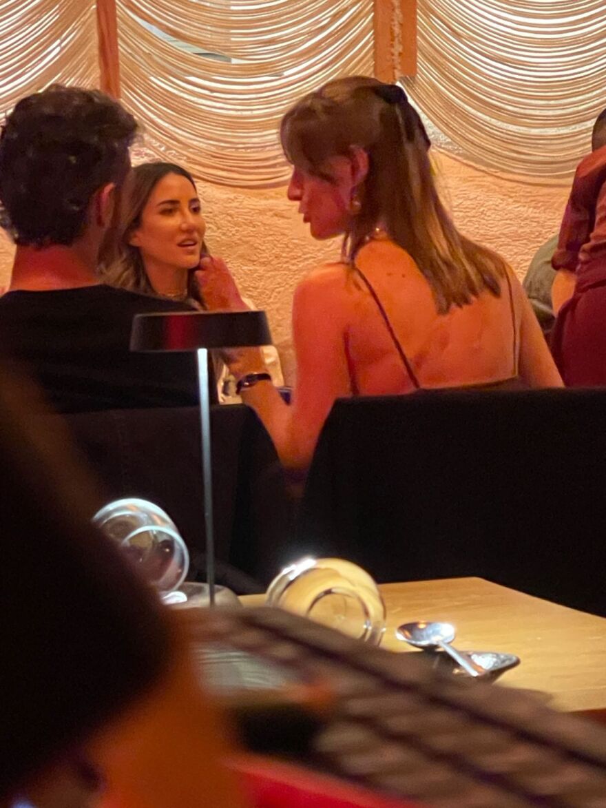 Μύκονος: H μούσα της Chanel Ταμάρα Κάλινιτς στο... μυστικό δείπνο του οίκου μόδας