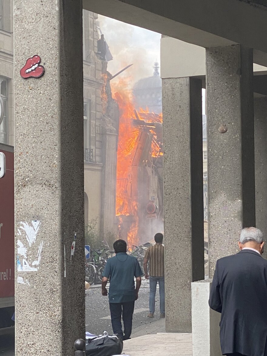 Γαλλία: Έκρηξη στο κέντρο του Παρισιού από διαρροή αερίου - Επτά σοβαρά τραυματίες  - Βίντεο