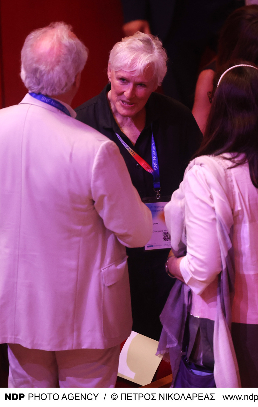 Γκλεν Κλόουζ-Νια Βαρντάλος: Στην Αθήνα οι δύο ηθοποιοί - Δείτε φωτογραφίες