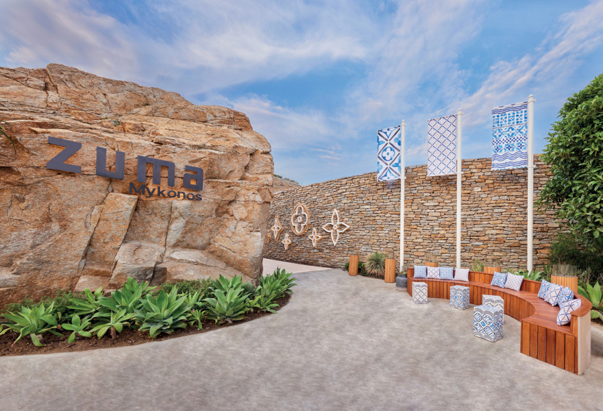 Louis Vuitton και «Zuma Mykonos»: All star συνεργασία στο Νησί των Ανέμων