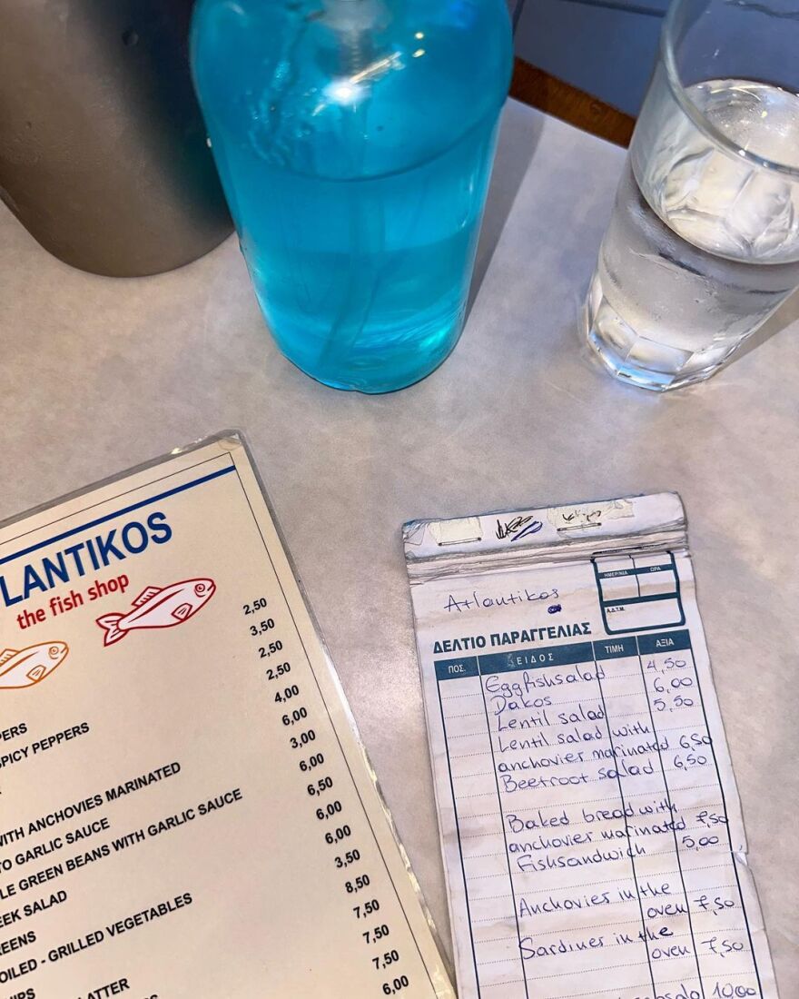 Ροσαλία: «Πλημμύρισε» το Instagram με φωτογραφίες της από την Ελλάδα - «Ελπίζω να επιστρέψω»