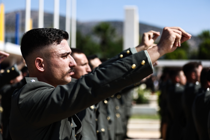 Σχολή Ευελπίδων: Σακελλαροπούλου και Στεφανής στην τελετή αποφοίτησης των νέων ανθυπολοχαγών