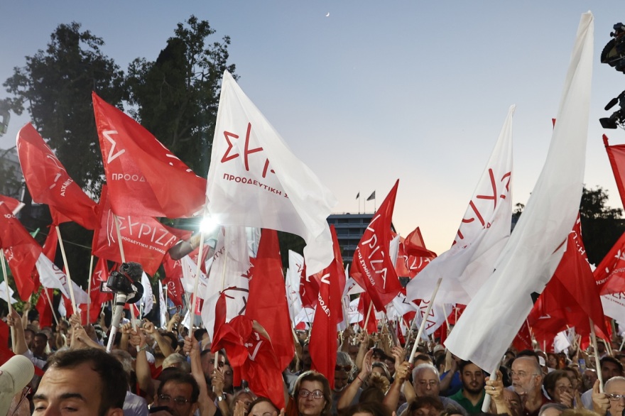 Η ομιλία του Αλέξη Τσίπρα στο Σύνταγμα: Να μην έχει «λευκή επιταγή» τη Δευτέρα ο Μητσοτάκης