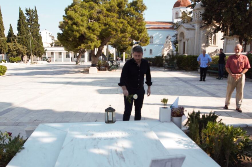 Ανδρέας Παπανδρέου: Δείτε το βίντεο αφιέρωμα στη μνήμη του που ανέβασαν στα social media στελέχη του ΠΑΣΟΚ