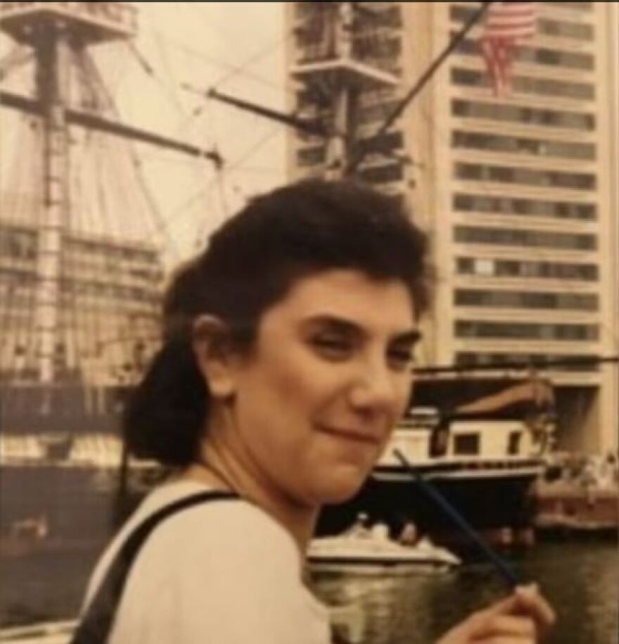 Γαλλίδα ανακάλυψε ότι την είχαν βιάσει 83 άνδρες - Τη νάρκωνε ο σύζυγός της και τους καλούσε σπίτι