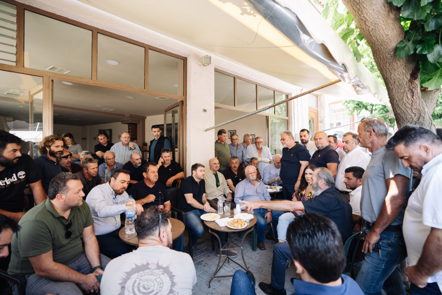 Εκλογές 2023: Γεύμα με στελέχη του ΠΑΣΟΚ - ΚΙΝΑΛ στην Κρήτη είχε ο Νίκος Ανδρουλάκης - Δείτε βίντεο και φωτογραφίες