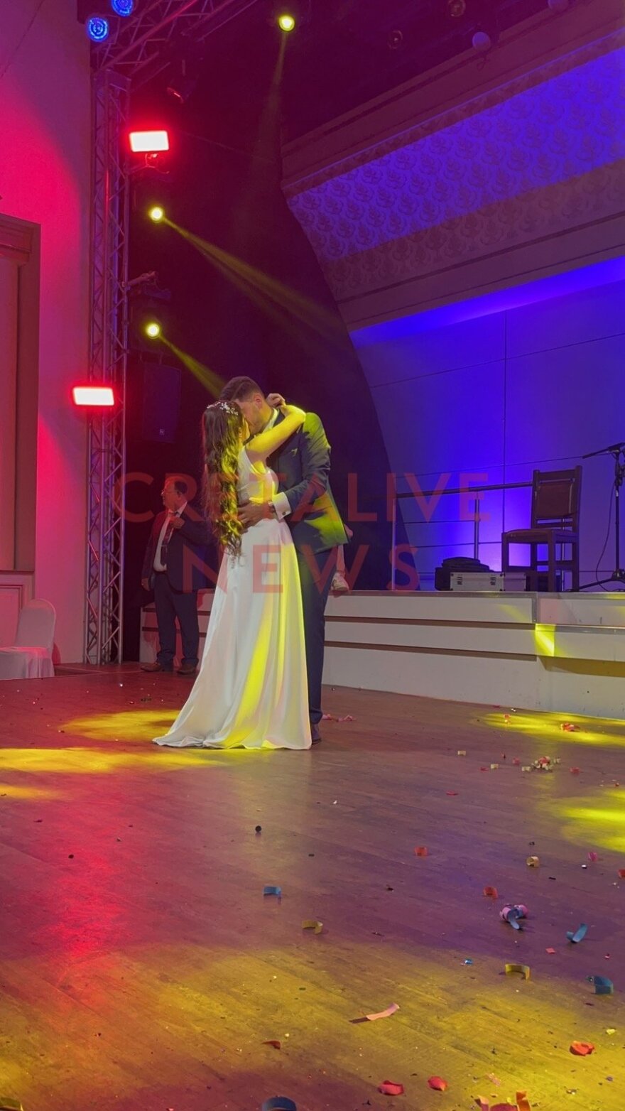 Κρήτη: Ο έρωτας με την Τουρκάλα που «έσπασε» τα σύνορα - Η βάφτιση, το μωράκι και ο λαμπερός γάμος (βίντεο)