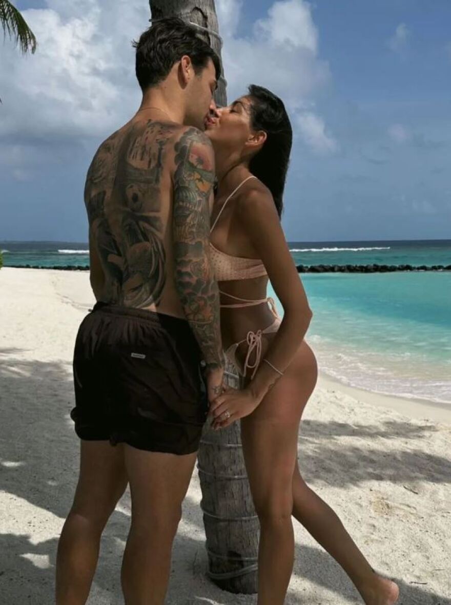  Σίνισα Μιχαΐλοβιτς: Μήνας του μέλιτος στις Μαλδίβες για την κούκλα κόρη του - Δείτε φωτογραφίες 