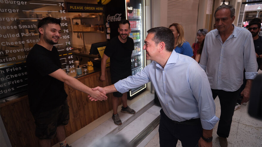 Εκλογές 2023: Ο Αλέξης Τσίπρας συναντήθηκε με δημοσιογράφους στη Θεσσαλονίκη - Δείτε φωτογραφίες
