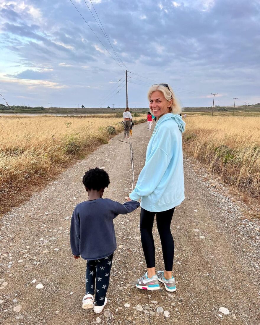 Χριστίνα Κοντοβά: Το φωτογραφικό άλμπουμ από τις διακοπές της με την Έιντα στη Λήμνο