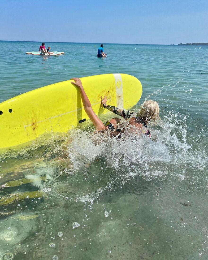 Χριστίνα Κοντοβά: Το φωτογραφικό άλμπουμ από τις διακοπές της με την Έιντα στη Λήμνο