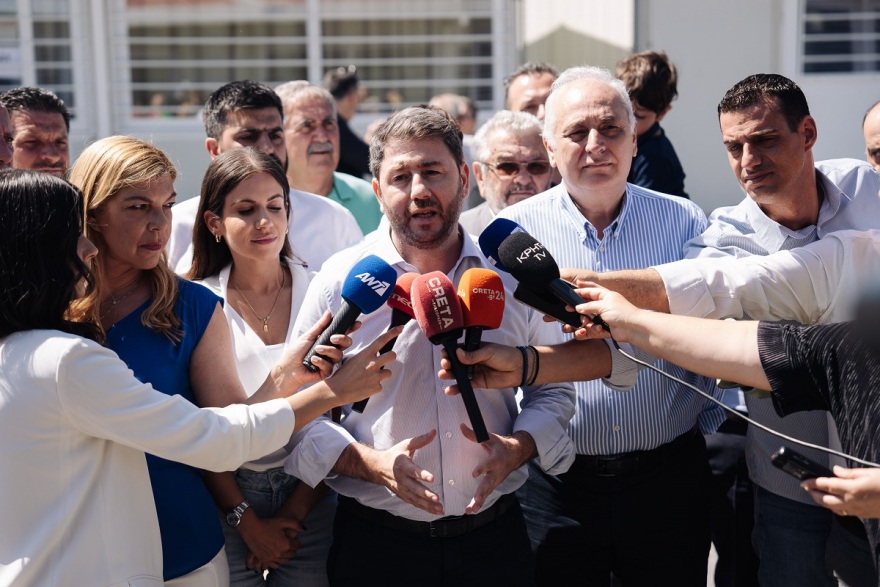 Εκλογές 2023: Στο Αρκαλοχώρι ψήφισε o Νίκος Ανδρουλάκης