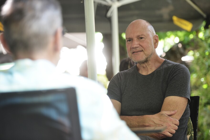 Ο Στάθης Καλύβας στον Δανίκα: Ο κόσμος πλέον δεν κοιτά Aριστερά ή Δεξιά, επιλέγει τον αξιόπιστο