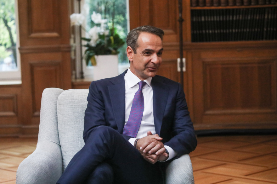 Ορκίστηκε πρωθυπουργός ο Κυριάκος Μητσοτάκης - Παρέλαβε από Σαρμά (βίντεο και φωτογραφίες) 