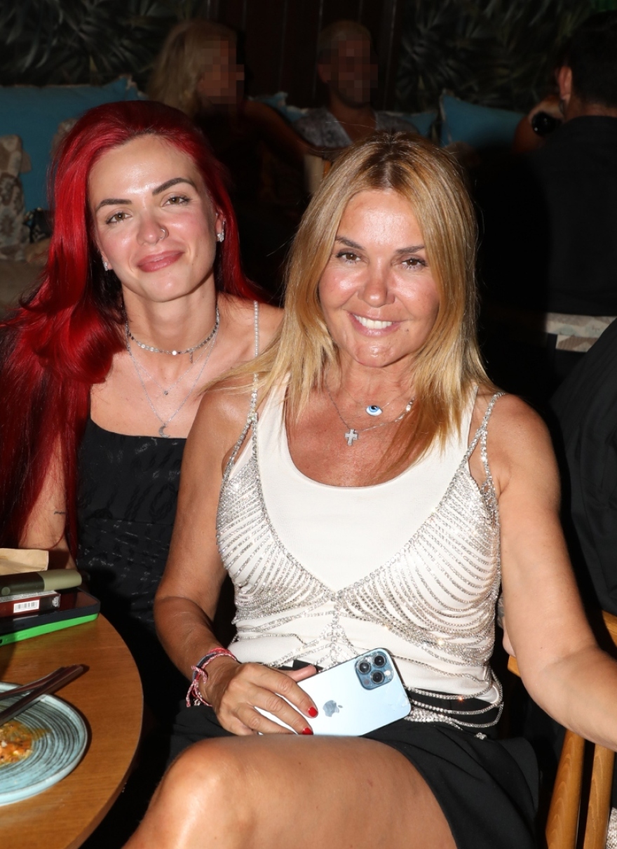 Χριστίνα Παππά: Τα γενέθλιά της στη Μύκονο - Δείτε βίντεο και φωτογραφίες 