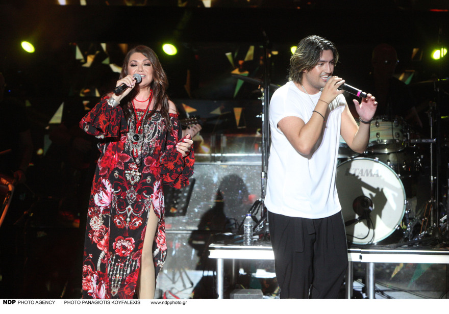 Καίτη Γαρμπή – Δημήτρης Σχοινάς: Μητέρα και γιος μαζί στη σκηνή 