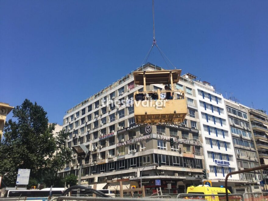 Θεσσαλονίκη: Σοβαρό εργατικό ατύχημα στο εργοτάξιο του Μετρό (φωτογραφίες)