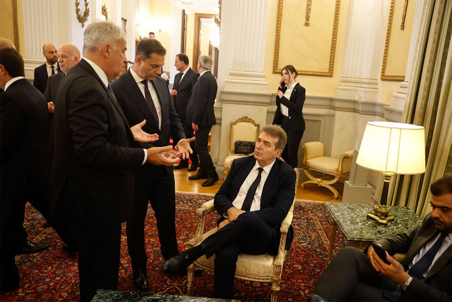 Κυβέρνηση: Ορκίστηκαν οι νέοι υπουργοί και υφυπουργοί - «Καλή αρχή» από τον Μητσοτάκη - Δείτε βίντεο και φωτογραφίες