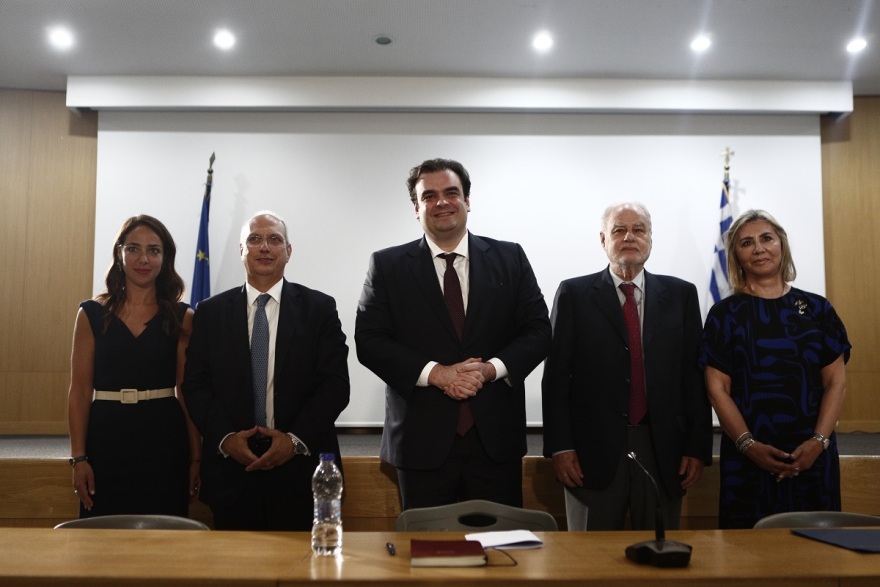 Υπουργείο Παιδείας - Πιερρακάκης: Το υπουργείο Παιδείας θα γίνει το πρώτο πλήρως ψηφιακό Υπουργείο