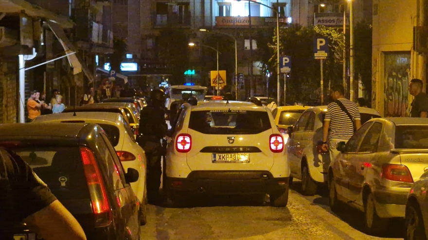 Θεσσαλονίκη: Συνελήφθη ο 55χρονος που απείλησε ανήλικο με μαχαίρι και «ταμπουρώθηκε» σε διαμέρισμα