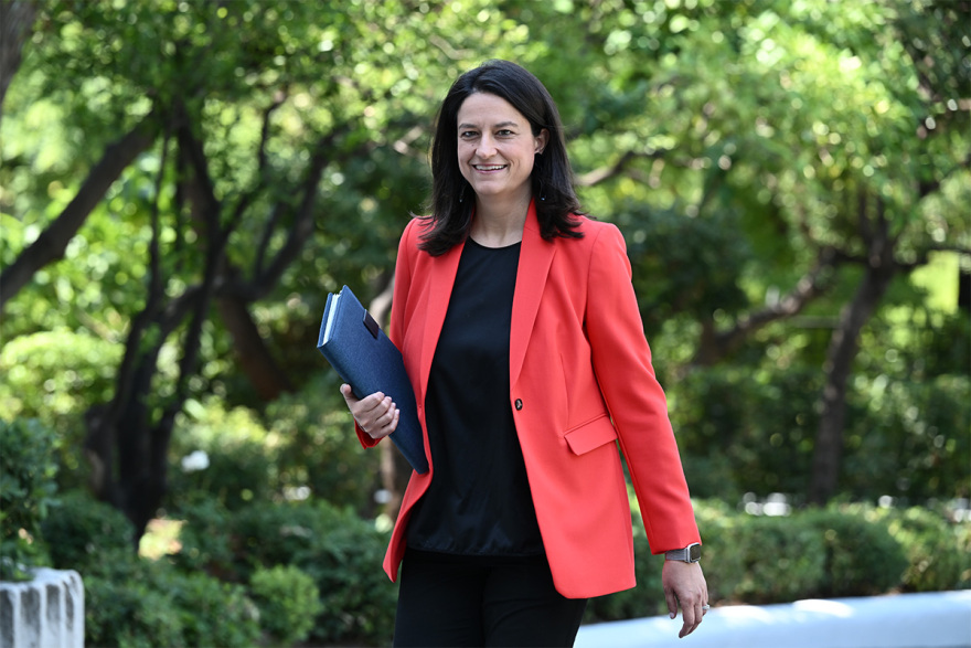 Το πρώτο υπουργικό συμβούλιο της κυβέρνησης σε φωτογραφίες