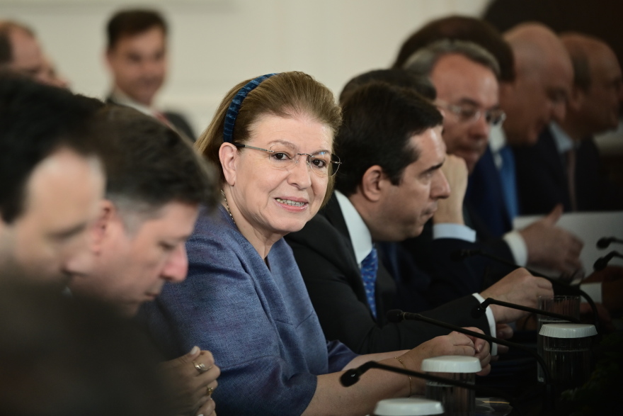 Το πρώτο υπουργικό συμβούλιο της κυβέρνησης σε φωτογραφίες