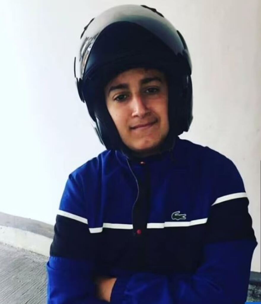 Γαλλία: «Πεδίο μάχης» τα προάστια του Παρισιού μετά τον θάνατο 17χρονου από σφαίρα αστυνομικού