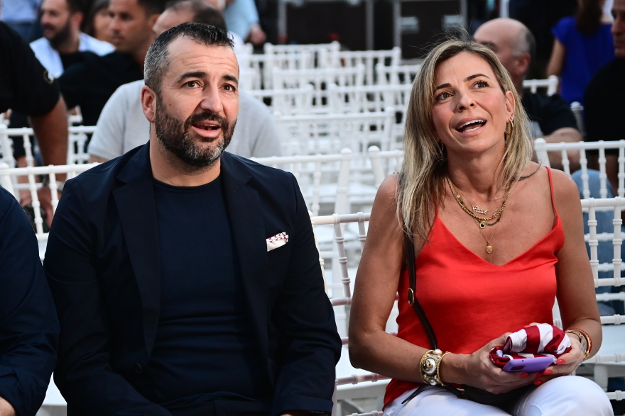 Ολυμπιακός: Παρουσιάστηκαν οι εντυπωσιακές νέες φανέλες 