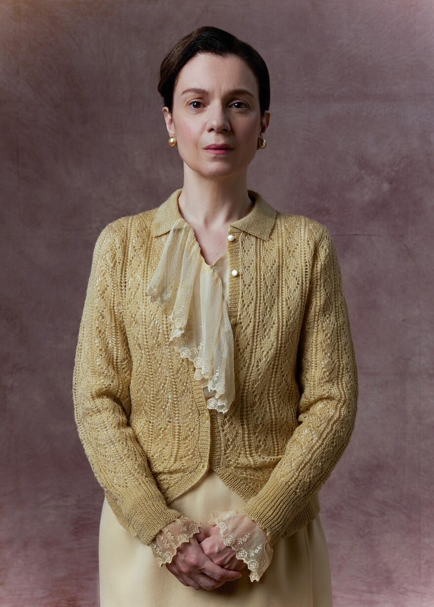 Το προξενιό της Ιουλίας: Οι πρώτες εικόνες της νέας τηλεοπτικής σειράς του Alpha