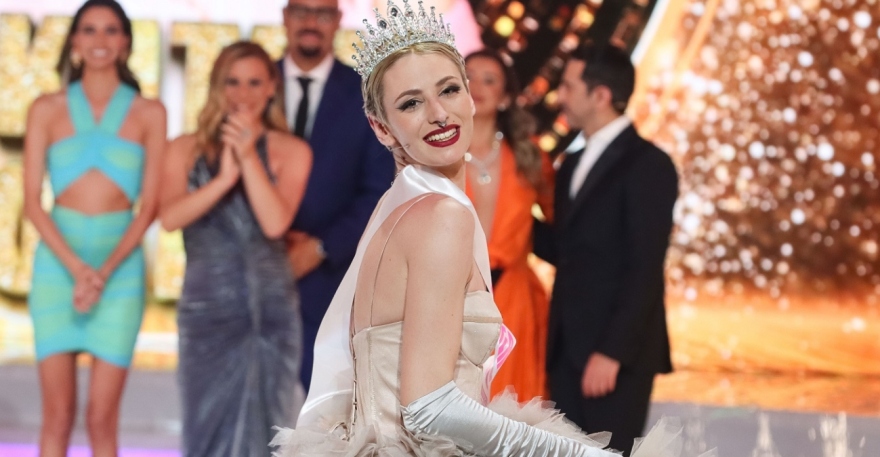 Τέλος εποχής για Μουτσινά, προξενιά, Δράκοι και Προδότες στο τηλεμενού