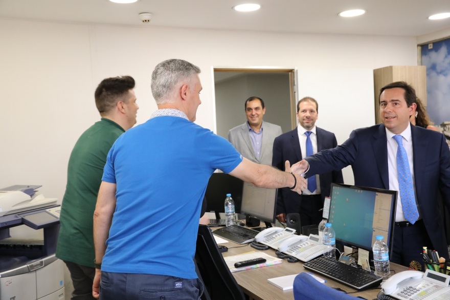 Επίσκεψη Μηταράκη στη ΓΑΔΑ: Στόχος μας ασφάλεια παντού και ασφάλεια για όλους