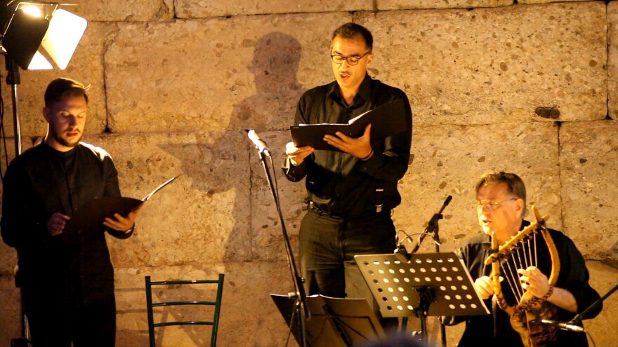 Ο «Θυέστης» του Σενέκα στον τύμβο του Ατρέα στις Μυκήνες 