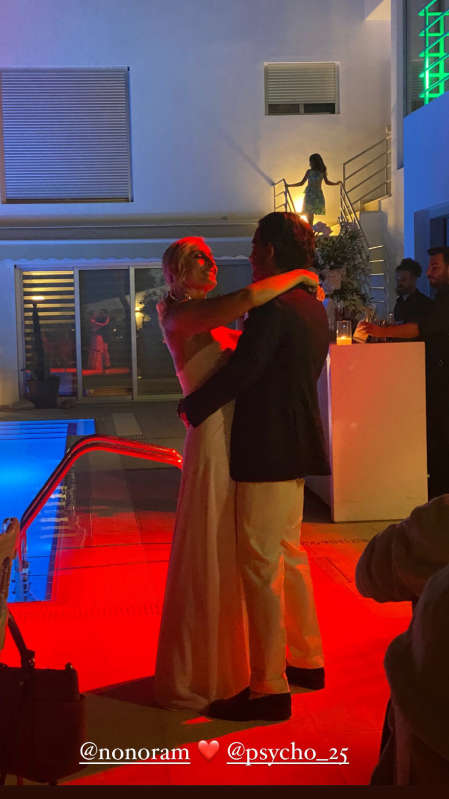 Ελεονώρα Μελέτη: Νέες φωτογραφίες από τον γάμο με τον Θοδωρή Μαροσούλη