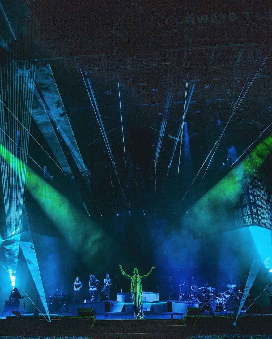 Ρόμπι Γουίλιαμς: «Χαμός» στη συναυλία του στη Μαλακάσα - Το «ευχαριστώ» στο ελληνικό κοινό