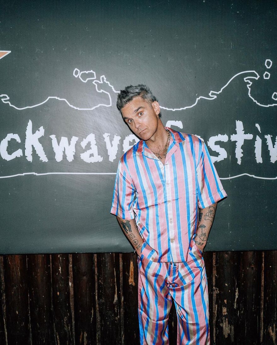 Ρόμπι Γουίλιαμς: «Χαμός» στη συναυλία του στη Μαλακάσα - Το «ευχαριστώ» στο ελληνικό κοινό