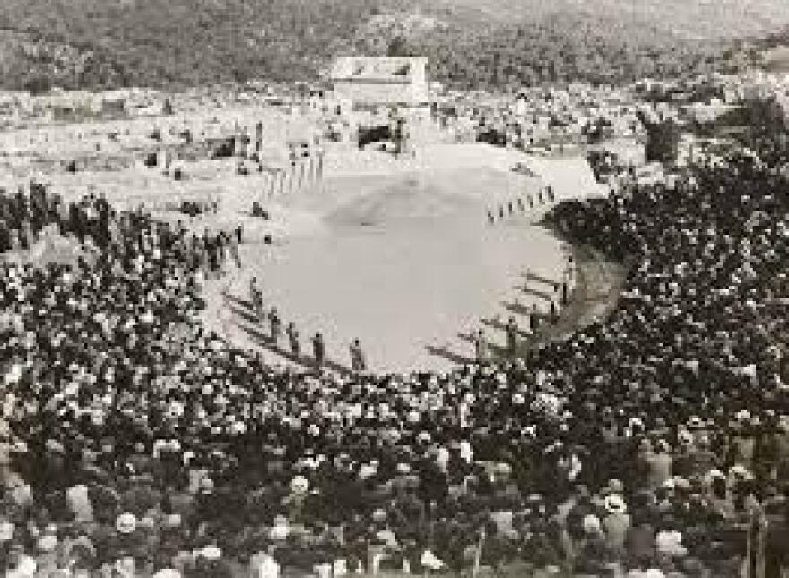 Άγγελος Σικελιανός: Μια ζωή στα άκρα που έφτασε ακόμη και στην πεποίθηση ότι μπορεί να... αναστήσει νεκρό