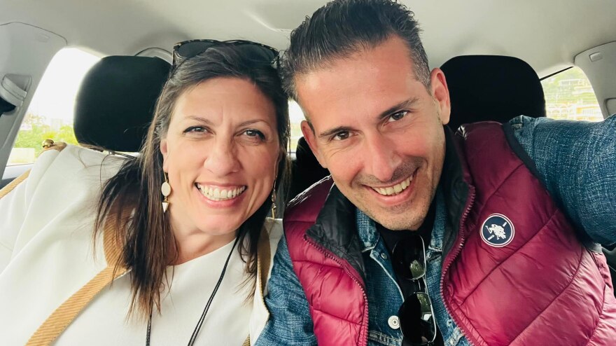 Οι «σωματοφύλακες» της Ζωής Κωνσταντοπούλου: Ο σύντροφος και ο «ακόλουθος»