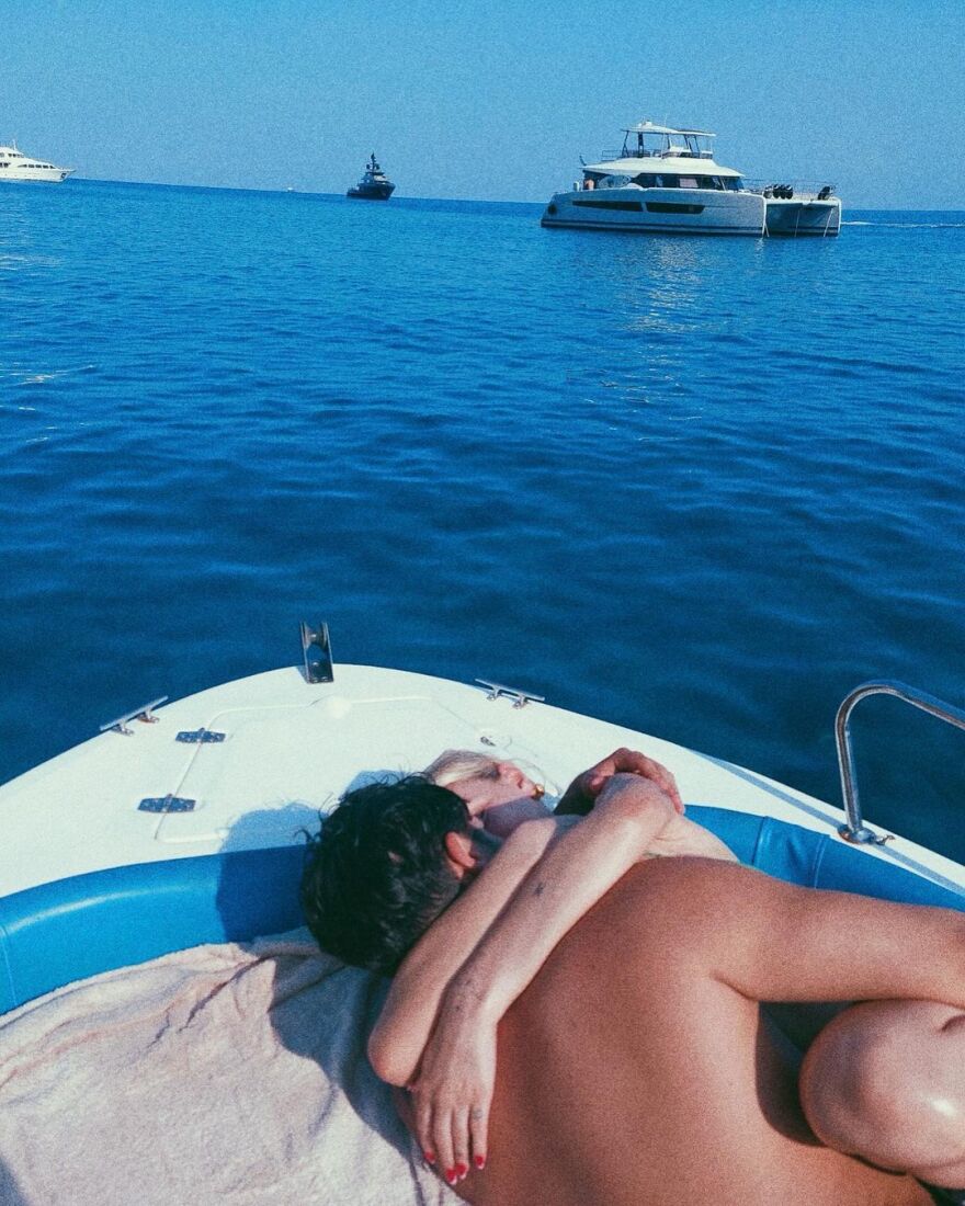 Χρήστος Μάστορας - Γαρυφαλλιά Καληφώνη: Το νέο στιγμιότυπο από τις καλοκαιρινές τους διακοπές