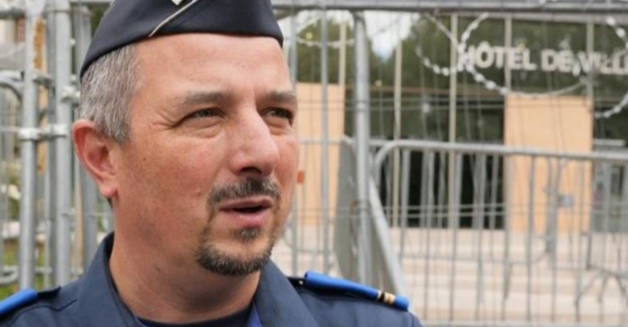 Γαλλία: «Δεν είναι ταραχές, είναι πόλεμος» λέει ο αρχηγός της αστυνομίας στην πόλη όπου επιτέθηκαν στο σπίτι του δημάρχου