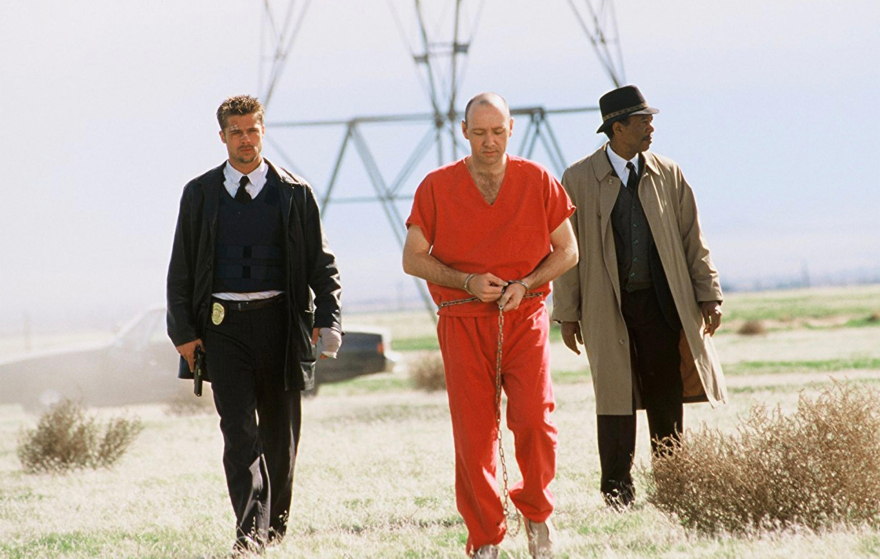 «Ο Κέβιν Σπέισι μοιάζει με τον χαρακτήρα που υποδύθηκε στο Se7en» λέει άντρας που κατηγορεί τον ηθοποιό για σεξουαλική επίθεση