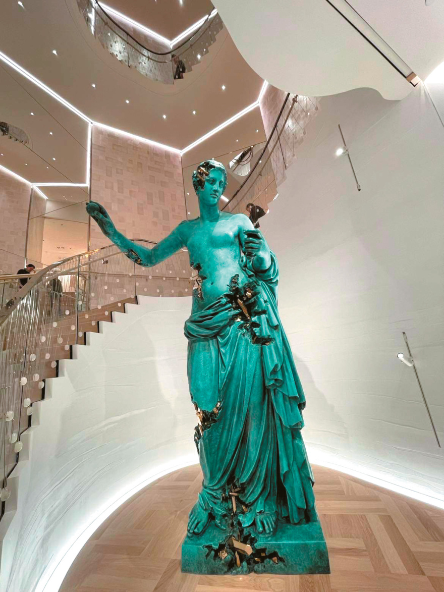 «Ήμουν στο Tiffany πριν πάρει φωτιά»