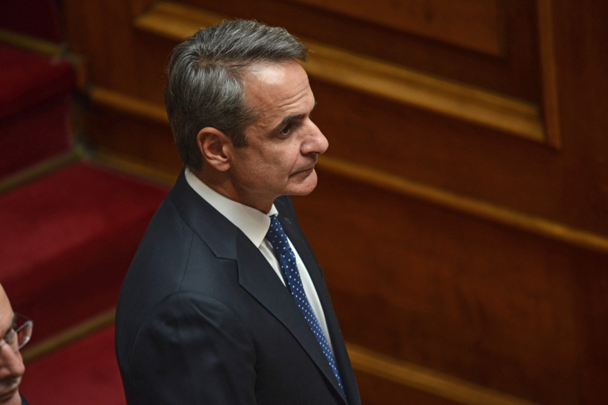 Βουλή: Το Twitter έκανε «πάρτι» με την ορκωμοσία των 300 - Δείτε φωτογραφίες