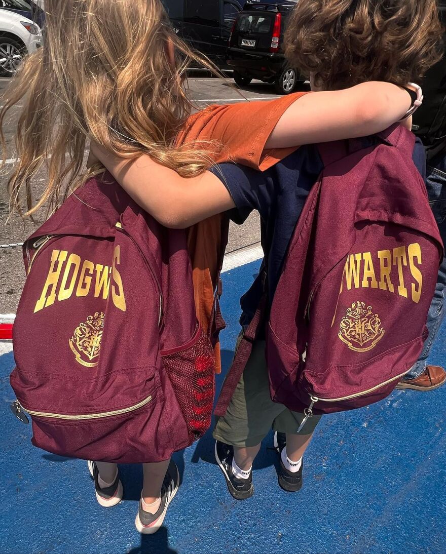 Αποστόλης Τότσικας: Ποζάρει με μαγιό για τη σύζυγό του - Δείτε φωτογραφίες