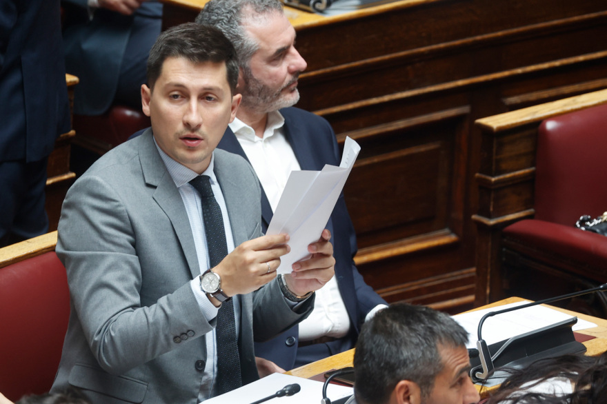 Τα πρώτα 24ωρα της νέας Βουλής: H ορκωμοσία, η εκλογή προέδρου, οι κόντρες και τα... στυλιστικά 