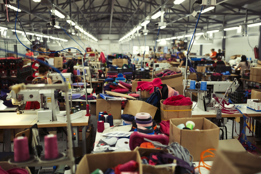 Τοξικά ρούχα: Όταν τα υφάσματα που φοράμε βλάπτουν την υγεία μας