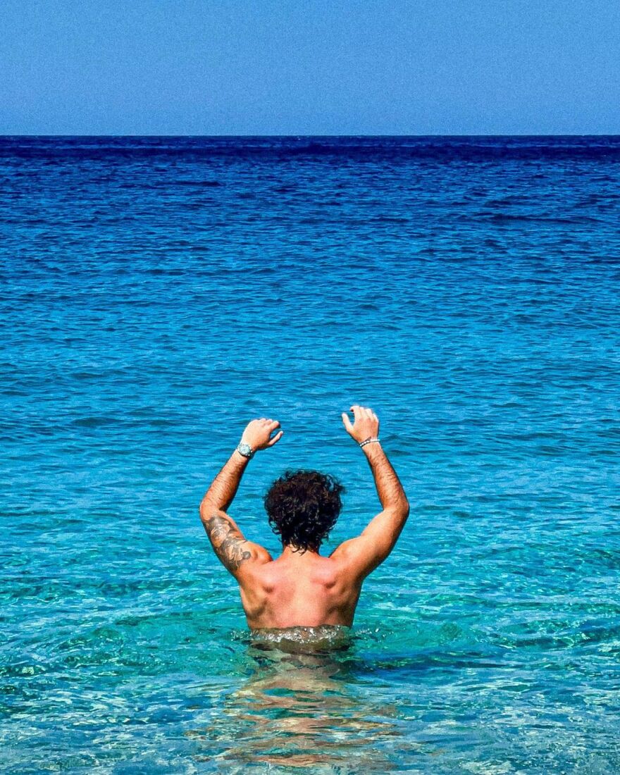 Γαία Μερκούρη-Άγγελος Λάτσιος: Μαζί στην παραλία - Δείτε φωτογραφίες